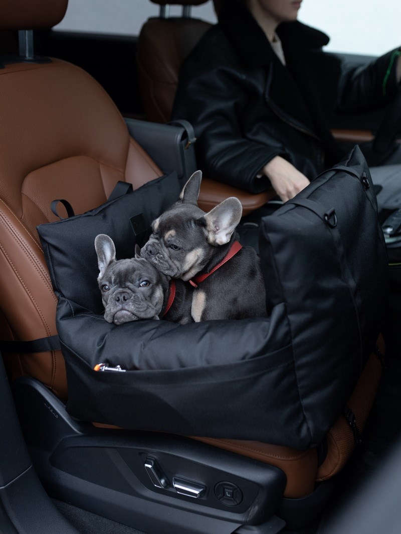 АВТОКРІСЛО ДЛЯ СОБАКИ MALU DOUBLE BLACK